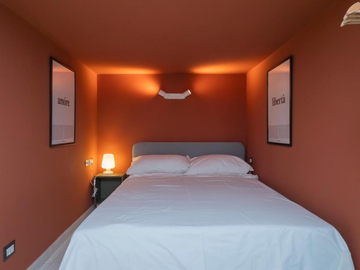 Ihost Apartment - Romilli 17A Milan Bagian luar foto