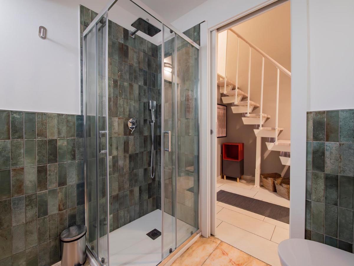 Ihost Apartment - Romilli 17A Milan Bagian luar foto