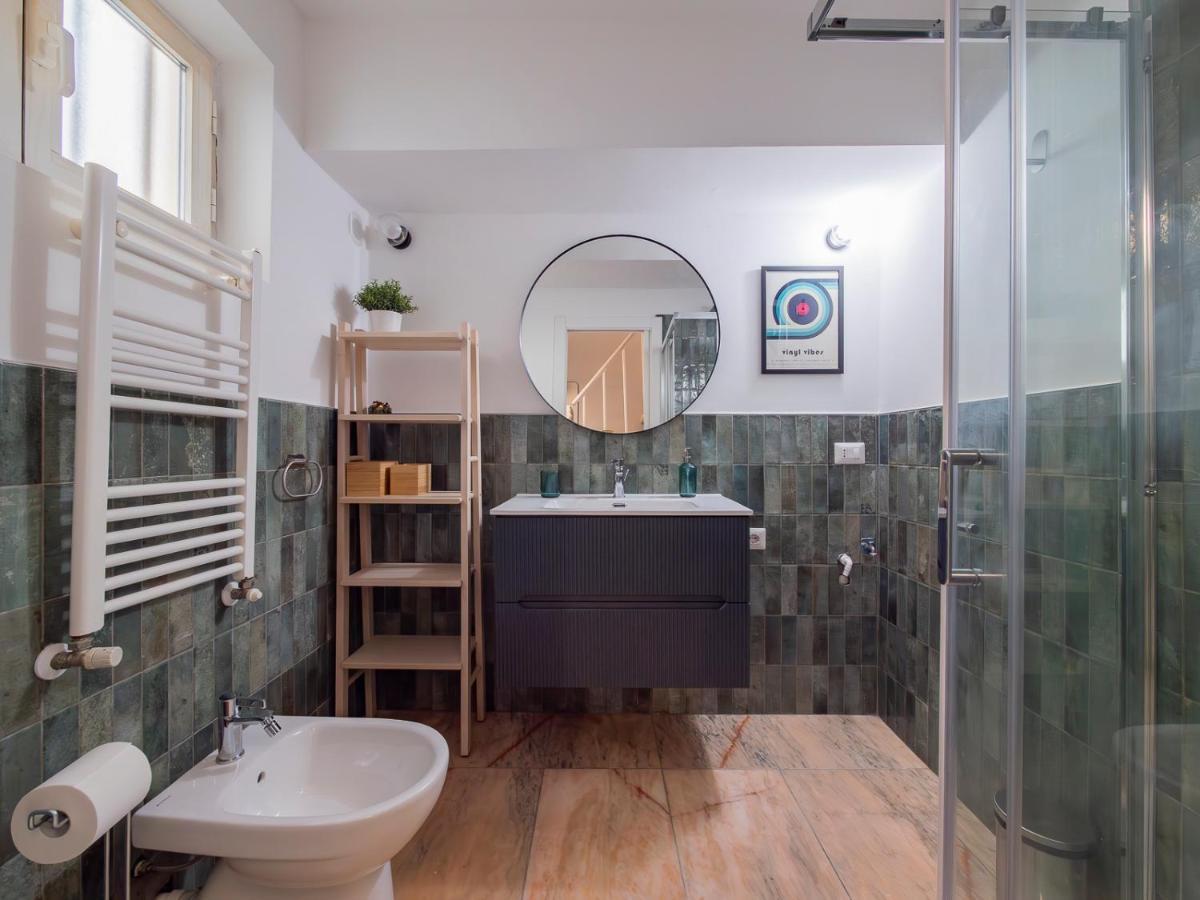 Ihost Apartment - Romilli 17A Milan Bagian luar foto