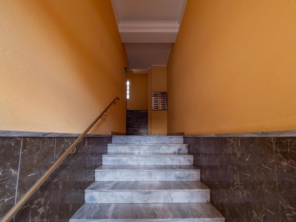 Ihost Apartment - Romilli 17A Milan Bagian luar foto